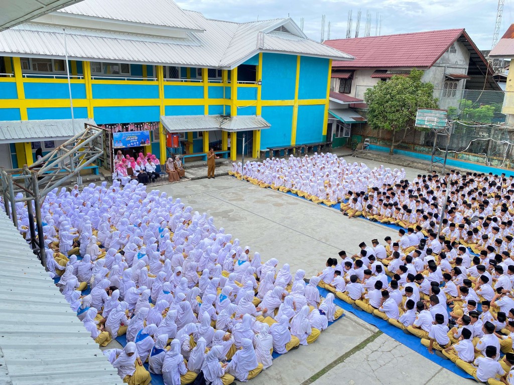 Sekolah meningkatkan kualitas sumber daya manusia dan mendukung pembangunan jangka panjang