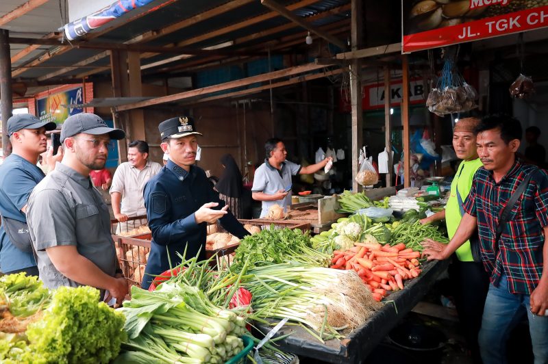 pasar mendukung ekonomi harian masyarakat dan memperkuat perdagangan lokal